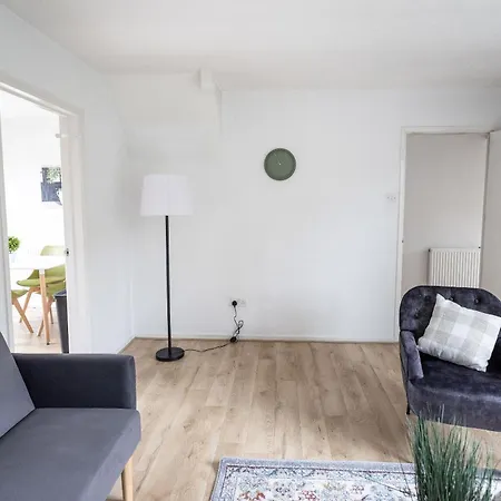 Contractor's Haven In Patchway *